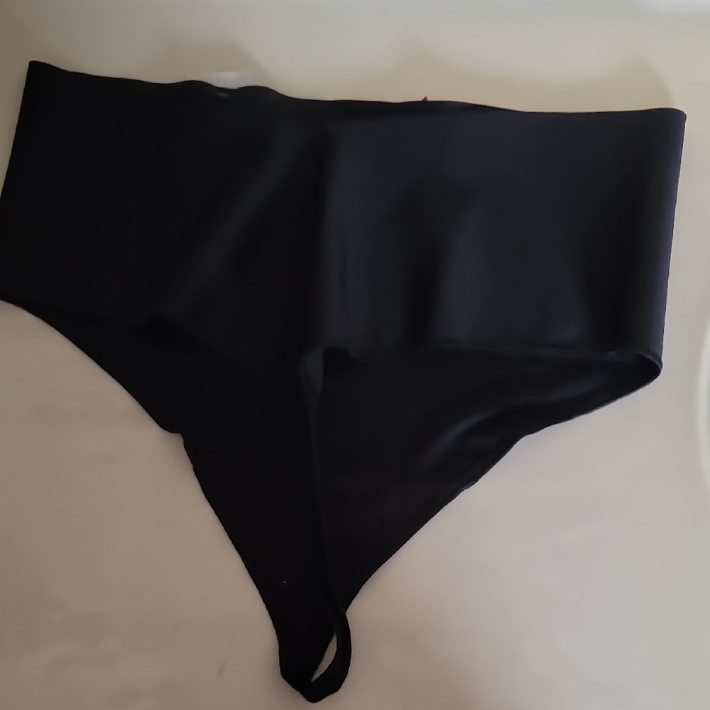 Maidenform Black Shaping Thong